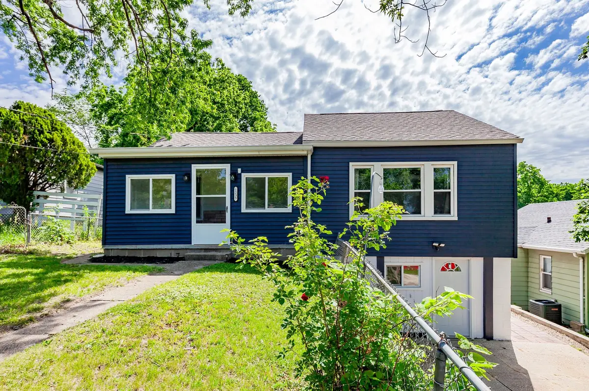1235 E 34th Street, Des Moines, IA 50317 - #1