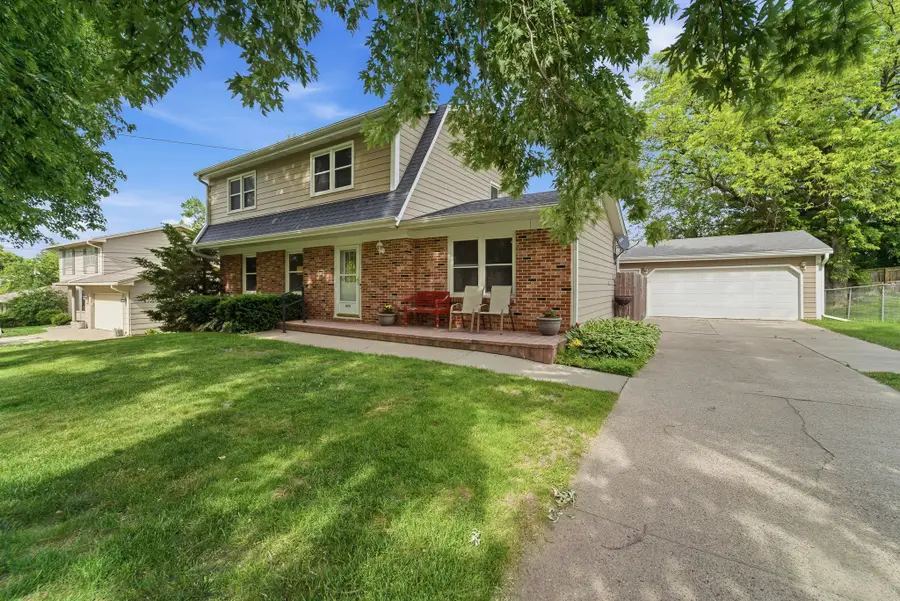 3035 SW 39th Street, Des Moines, IA 50321 - #2