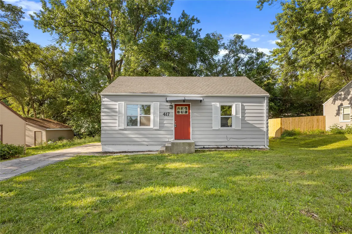 417 E Wall Avenue, Des Moines, IA 50315 - #1