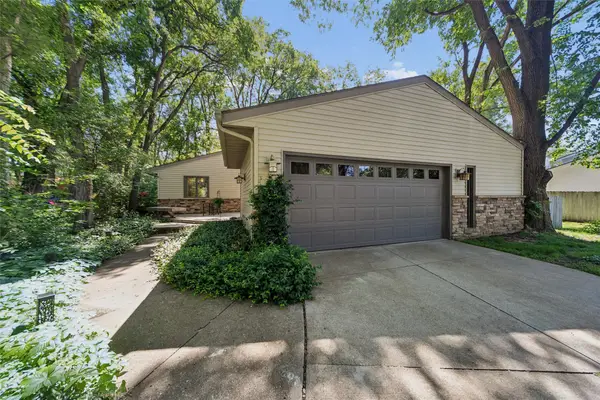 917 55th Street, West Des Moines, IA 50266