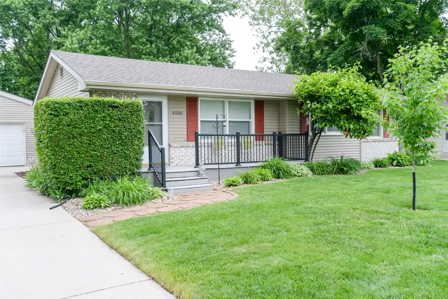 4500 71st Place, Urbandale, IA 50322 - #2