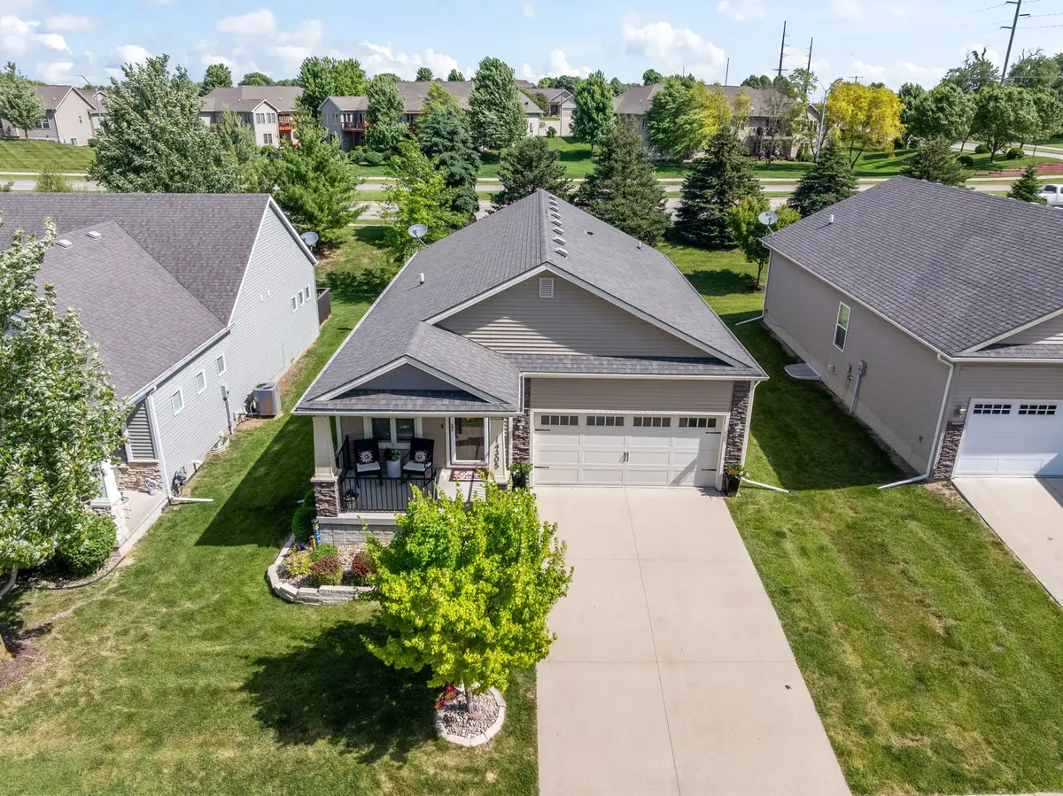 14305 Alpine Drive, Urbandale, IA 50323 - #1