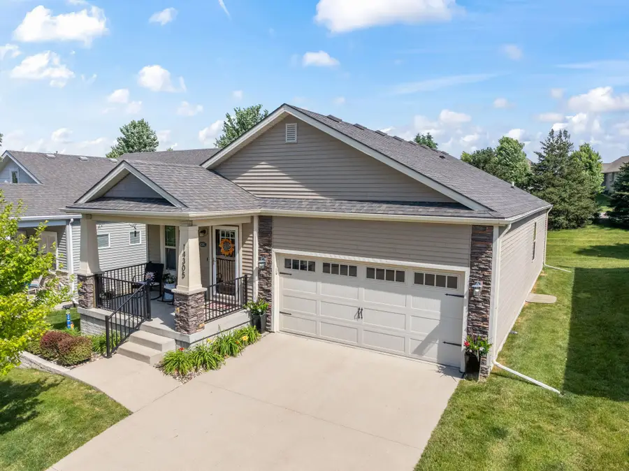 14305 Alpine Drive, Urbandale, IA 50323 - #2