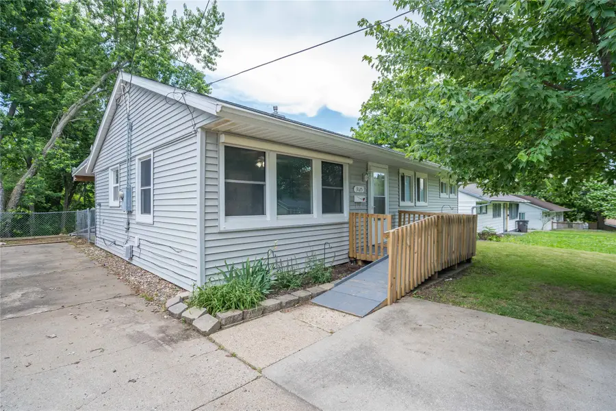 3125 SW 2nd Street, Des Moines, IA 50315 - #2
