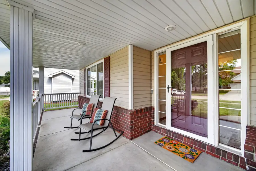 9708 Catalina Drive, Johnston, IA 50131 - #3