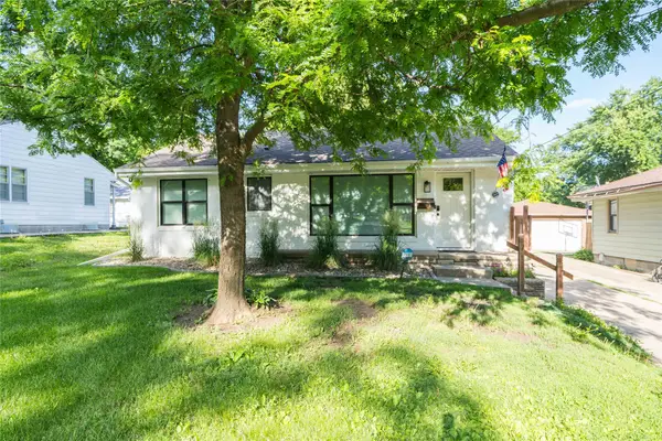 2609 30th Street, Des Moines, IA 50310
