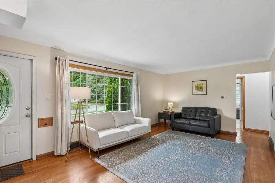 3119 Holcomb Avenue, Des Moines, IA 50310 - #2