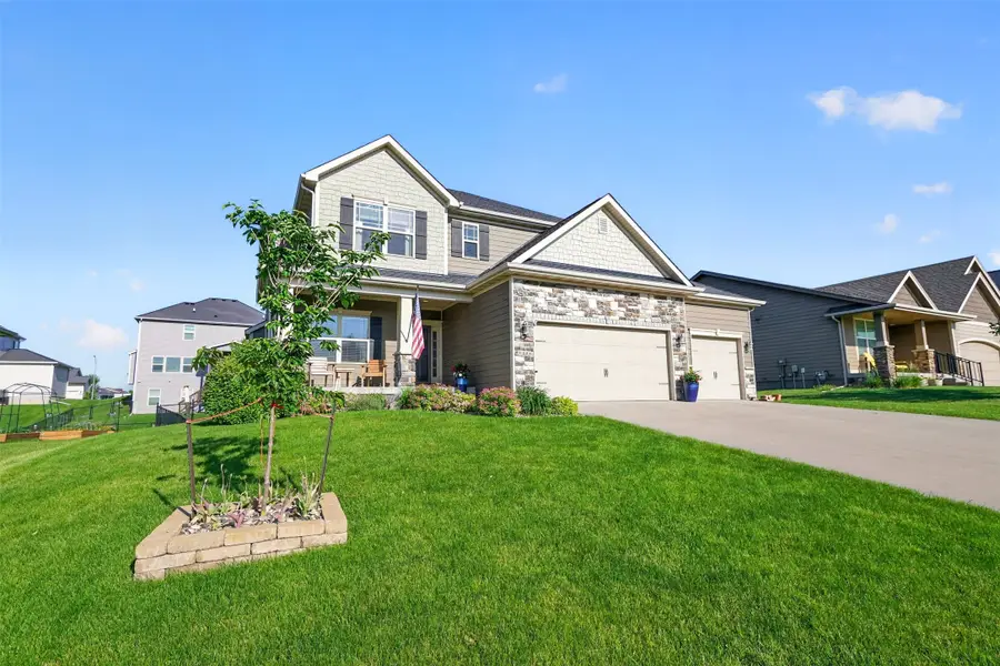 5308 162nd Court, Urbandale, IA 50323 - #2