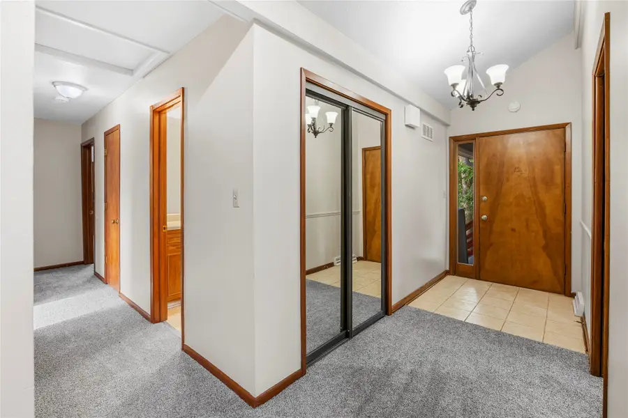 2705 Fairlawn Drive, West Des Moines, IA 50265 - #3