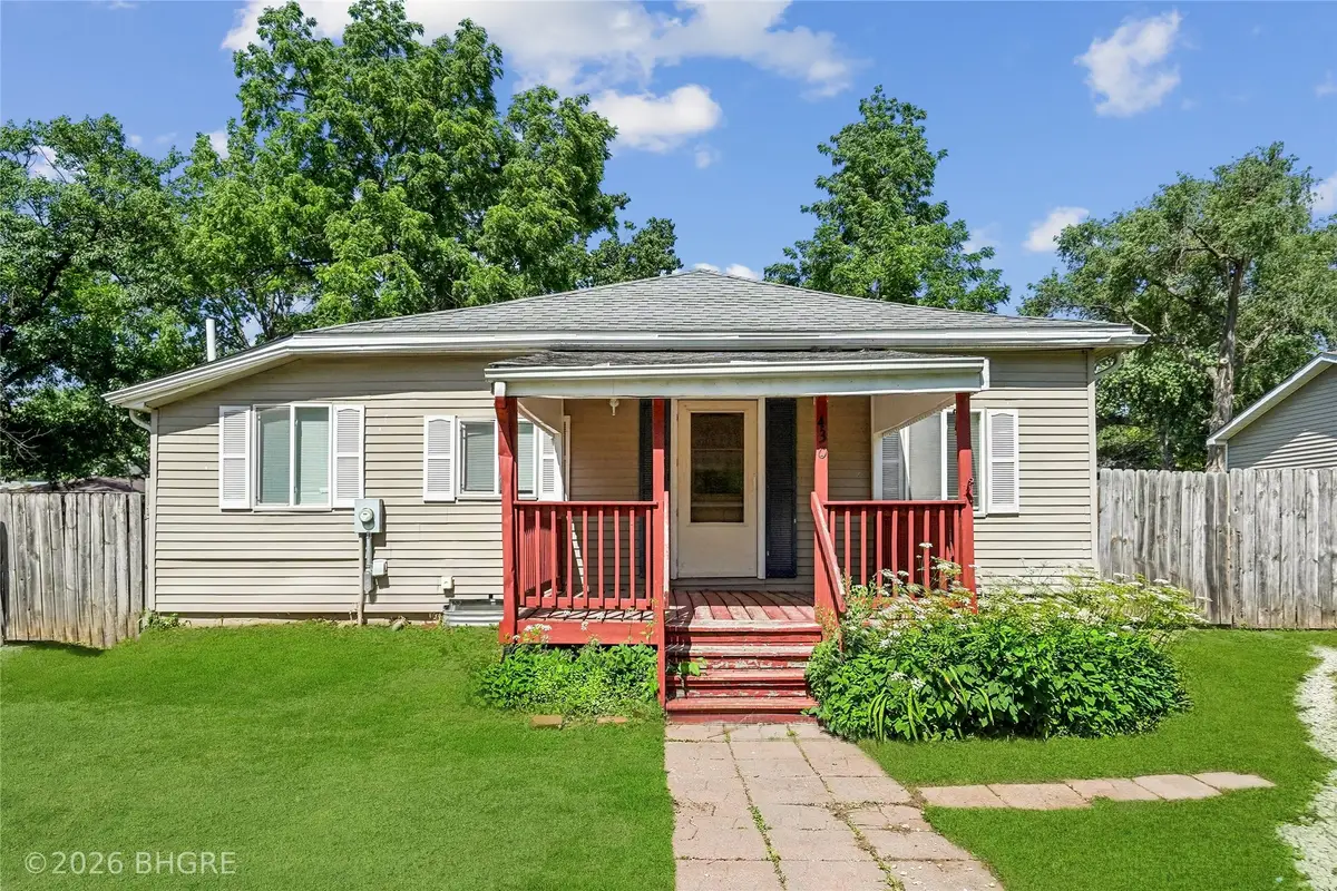 430 Garfield Street, Carlisle, IA 50047 - #1