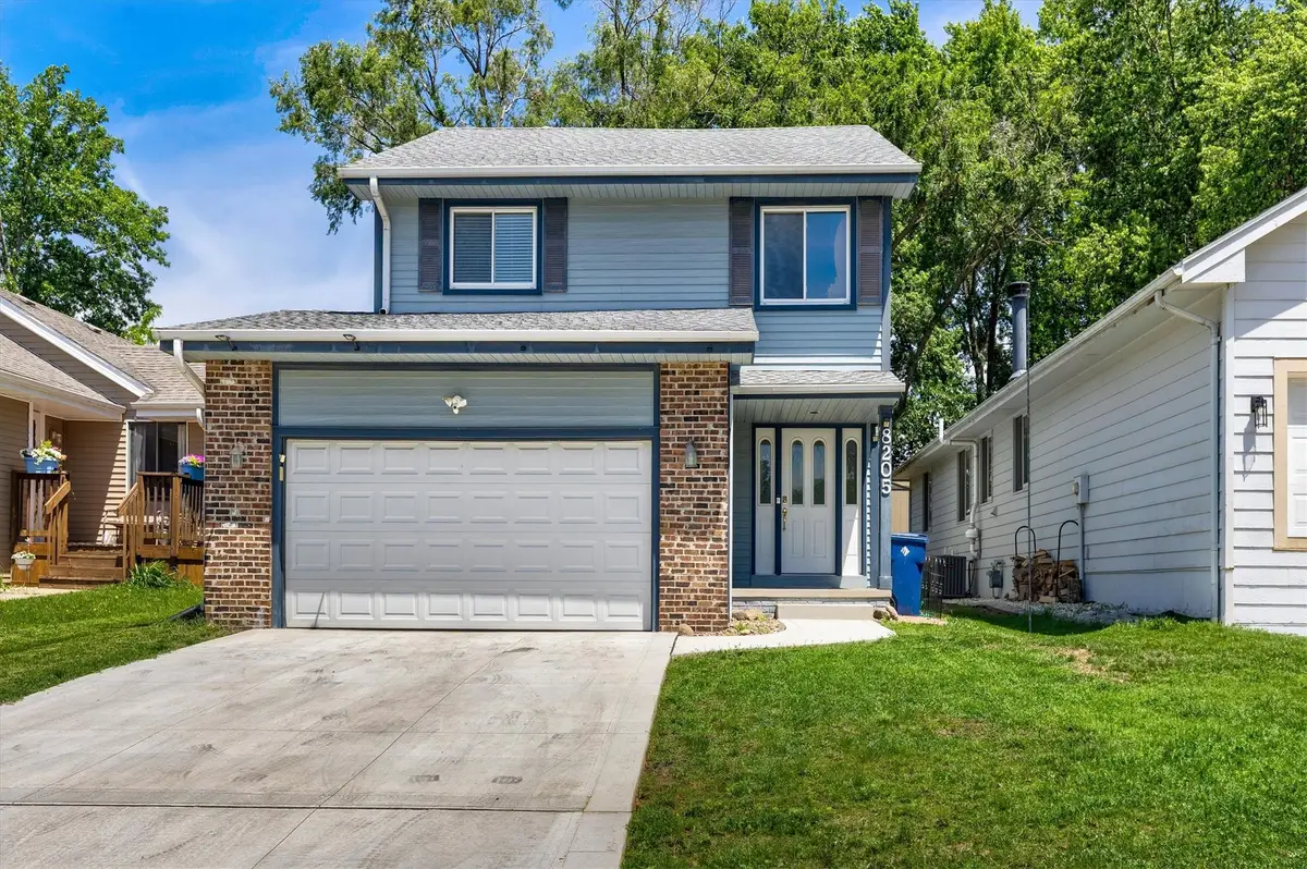 8205 Alpine Drive, Urbandale, IA 50322 - #1