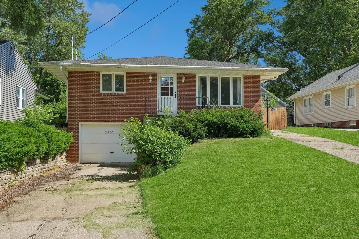 3507 Jefferson Avenue, Des Moines, IA 50310 - #1
