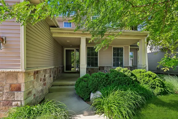 15703 Aurora Avenue, Urbandale, IA 50323