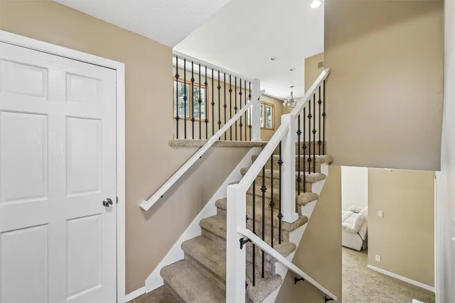 4206 Boulder Drive, West Des Moines, IA 50265 - #2