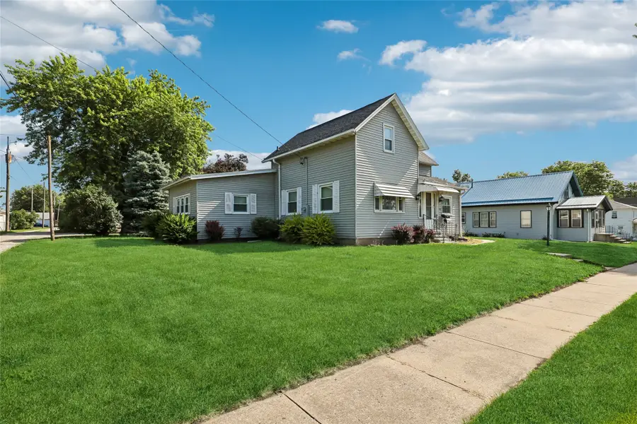 1317 3rd Avenue, Grinnell, IA 50112 - #2