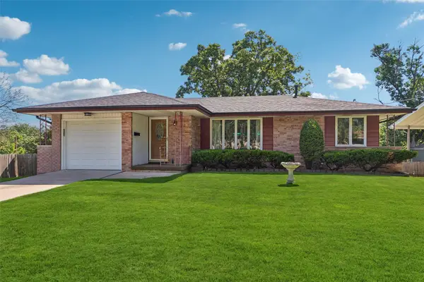 3233 Linworth Lane, Des Moines, IA 50315