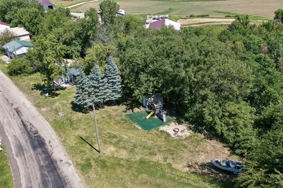 6033 N Lakeshore Drive, Brooklyn, IA 52211 - #3