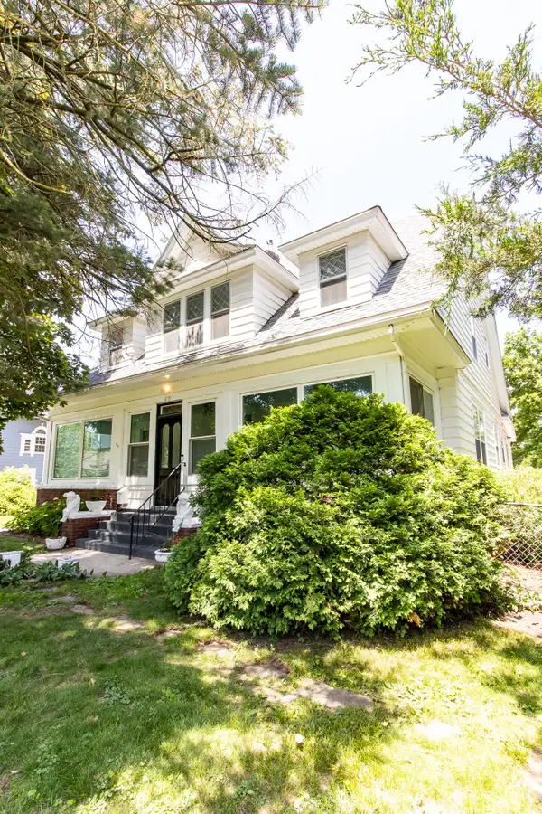3719 Cottage Grove Avenue, Des Moines, IA 50311