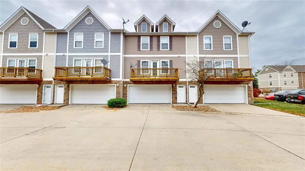 1137 Blackstone Lane, Pleasant Hill, IA 50327 - #1