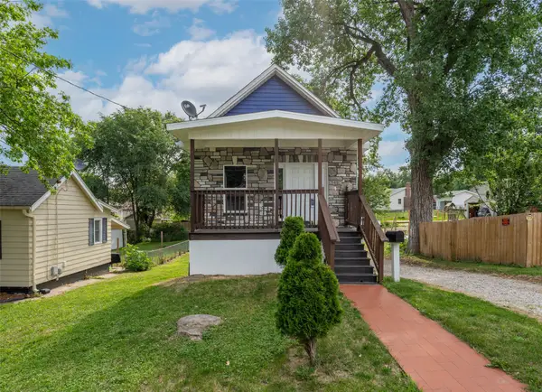2413 SE 8th Street, Des Moines, IA 50315