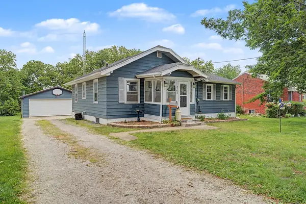 3102 E Tiffin Avenue, Des Moines, IA 50317