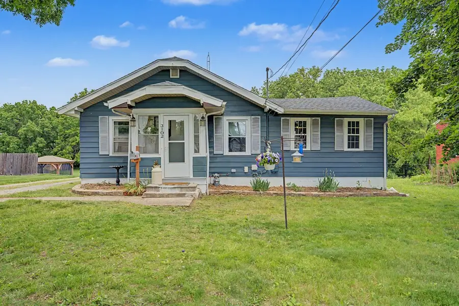 3102 E Tiffin Avenue, Des Moines, IA 50317 - #2