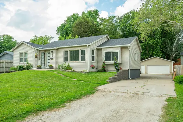 6110 SW 12th Street, Des Moines, IA 50315
