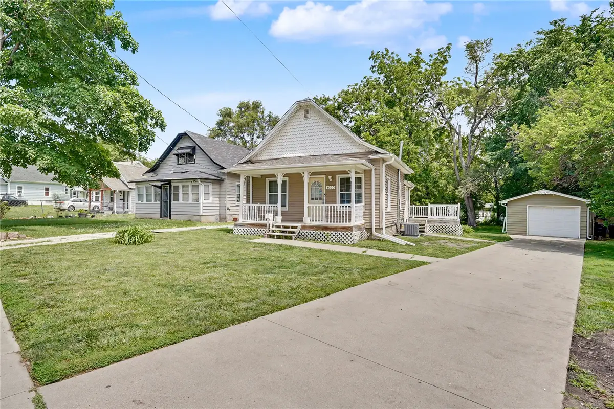 1930 Burson Street, Des Moines, IA 50316 - #1