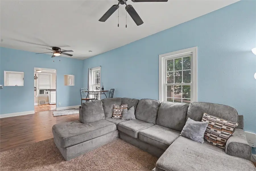 1930 Burson Street, Des Moines, IA 50316 - #2