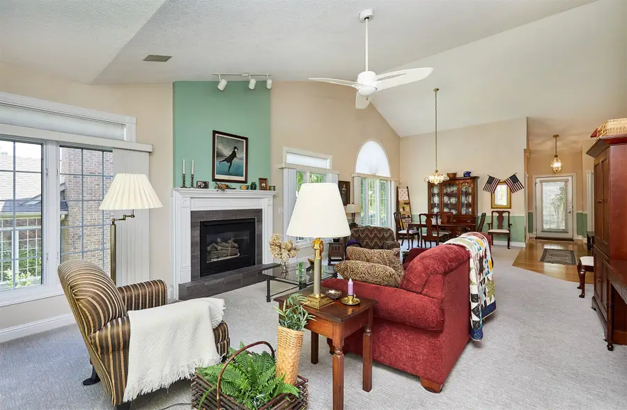 5961 Dakota Drive, West Des Moines, IA 50266 - #3
