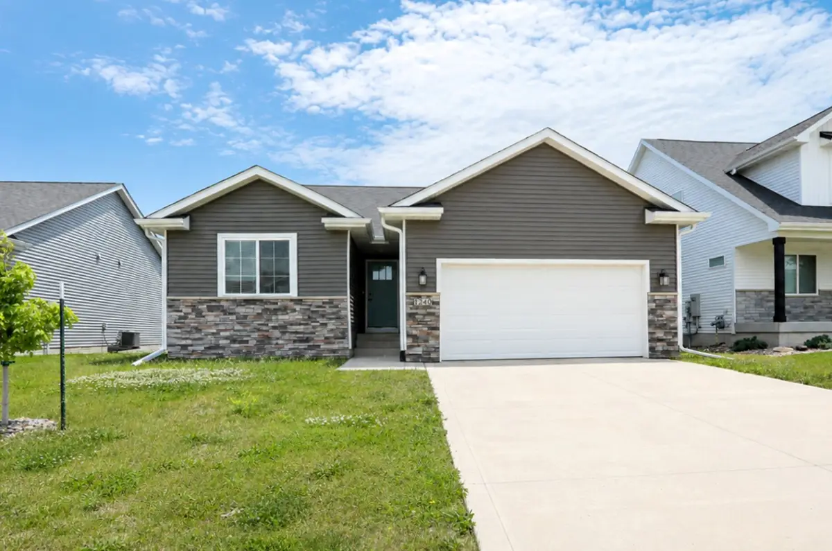 1240 NW Mill Springs Drive, Waukee, IA 50263 - #1