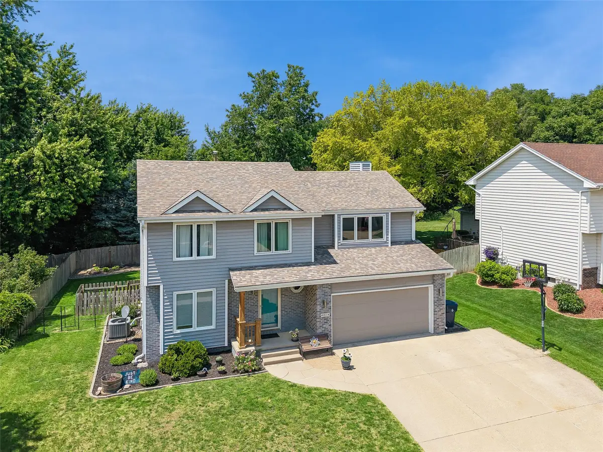 4014 98th Street, Urbandale, IA 50322 - #1