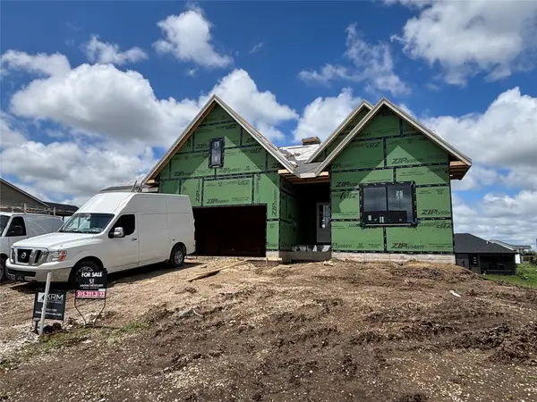 1825 Silver Maple Drive, Norwalk, IA 50211