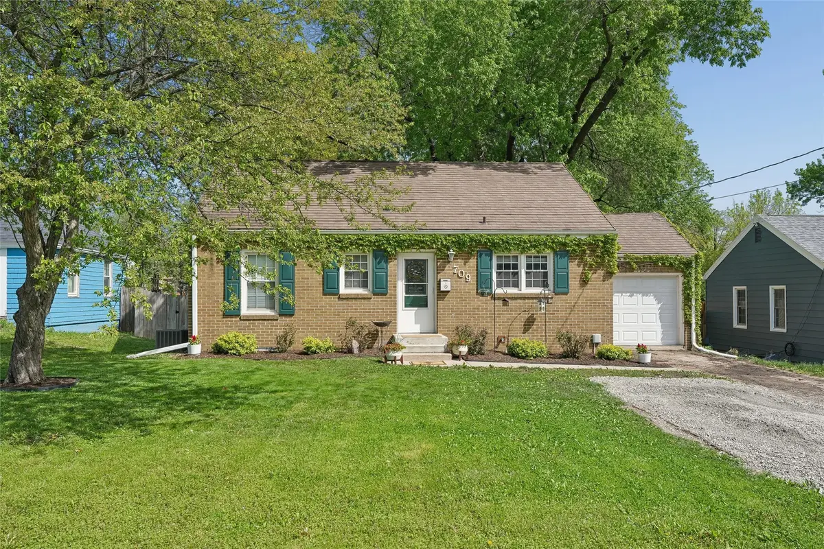 709 Ashworth Road, West Des Moines, IA 50265 - #1