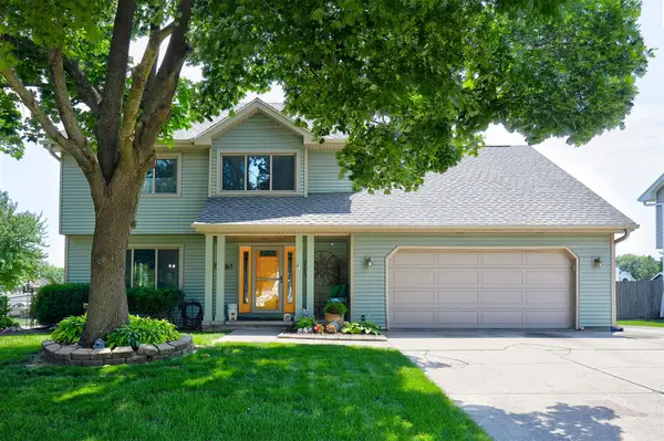8000 Sharon Drive, Urbandale, IA 50322