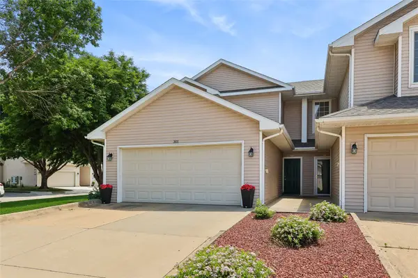 900 67th Street #301, West Des Moines, IA 50266