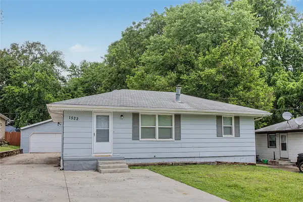 1522 E Park Avenue, Des Moines, IA 50320