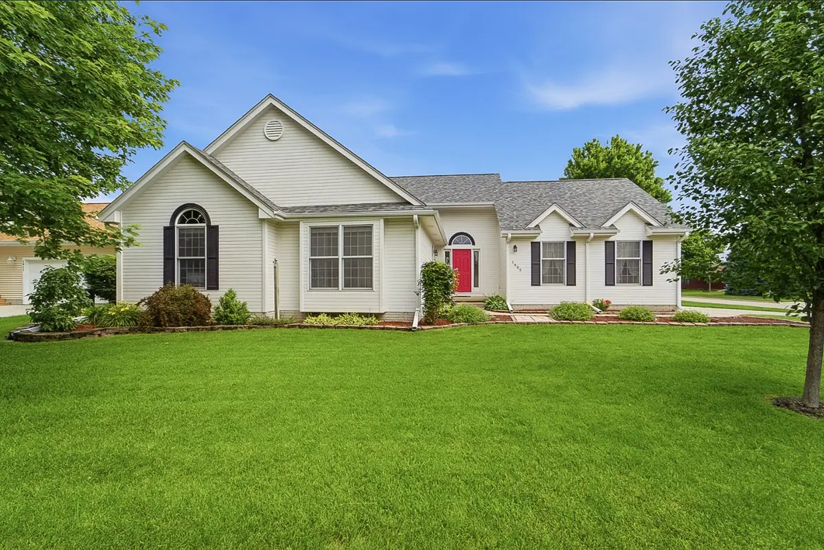 1405 W Court Avenue, Winterset, IA 50273 - #1