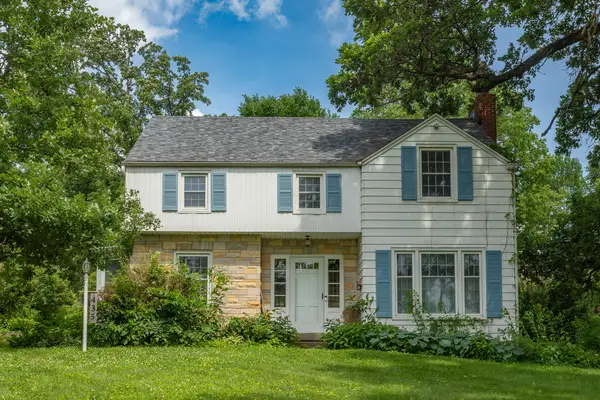 435 61st Street, Des Moines, IA 50312