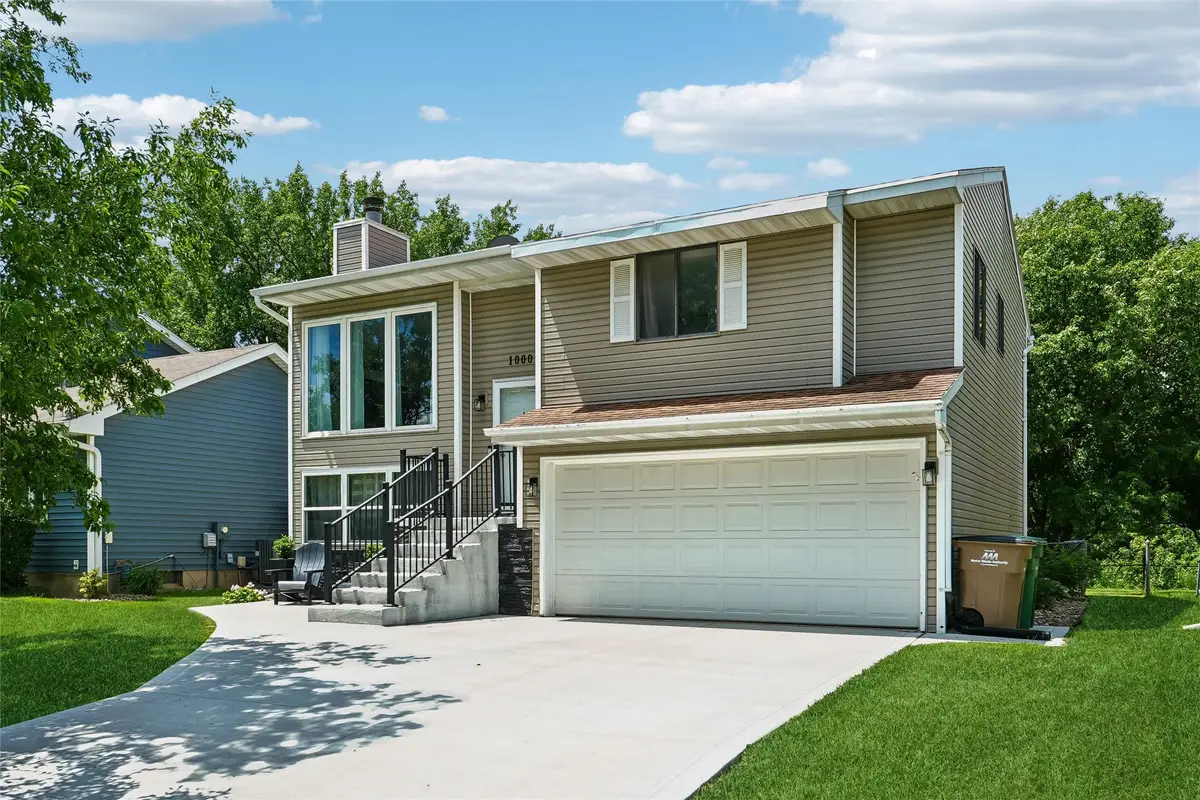 1000 9th Avenue Nw, Altoona, IA 50009 - #1