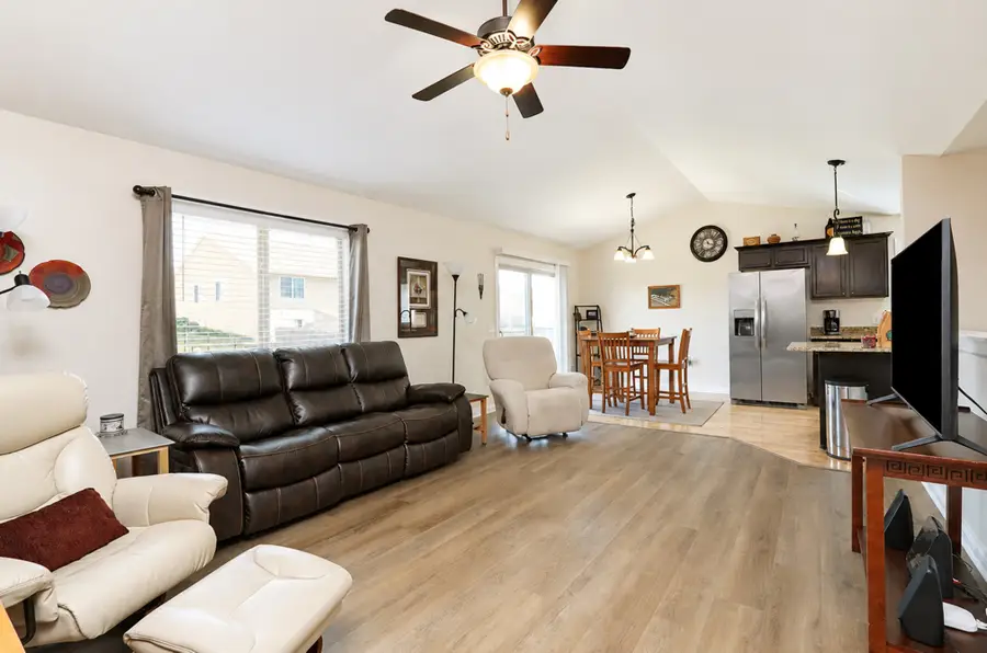 2727 15th Street Sw, Altoona, IA 50009 - #3