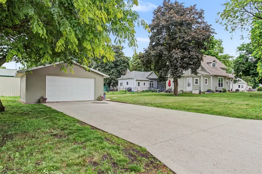 305 Monona Street, Boone, IA 50036 - #3