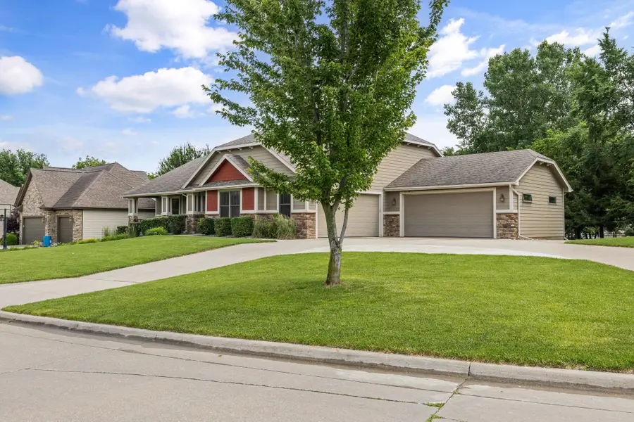 1406 Oakwood Drive, Polk City, IA 50226 - #2