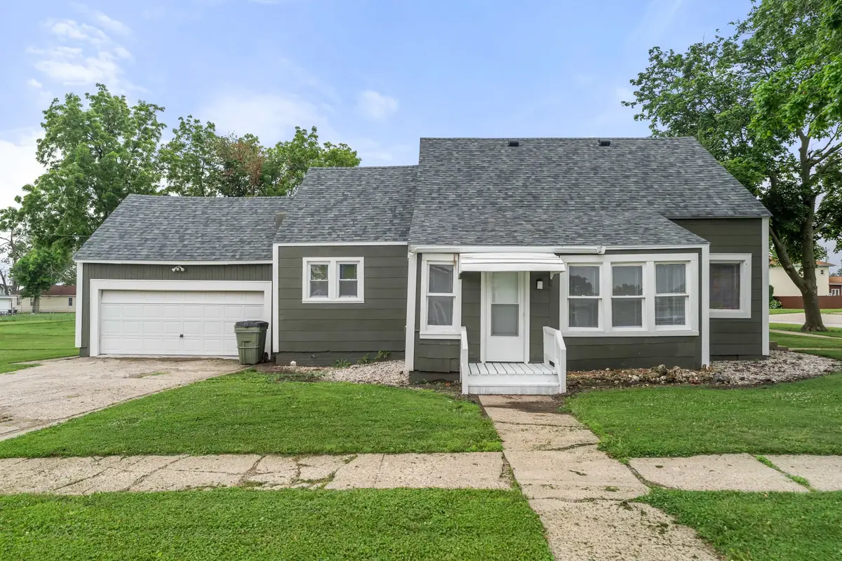401 S Main Street, Woodward, IA 50276 - #1