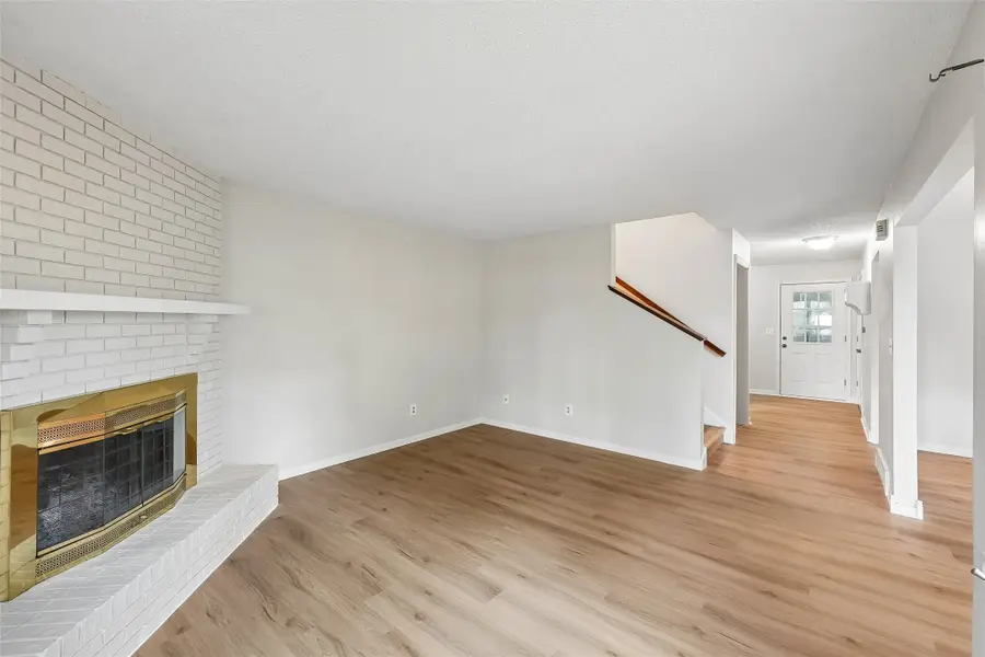 4909 W Park Drive, West Des Moines, IA 50266 - #2