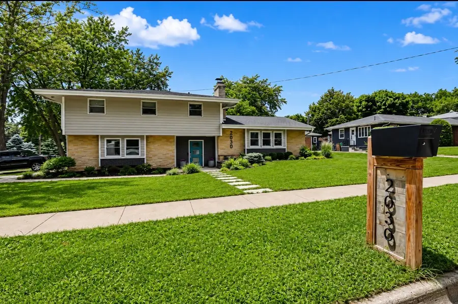 2030 NW 81st Street, Clive, IA 50325 - #2