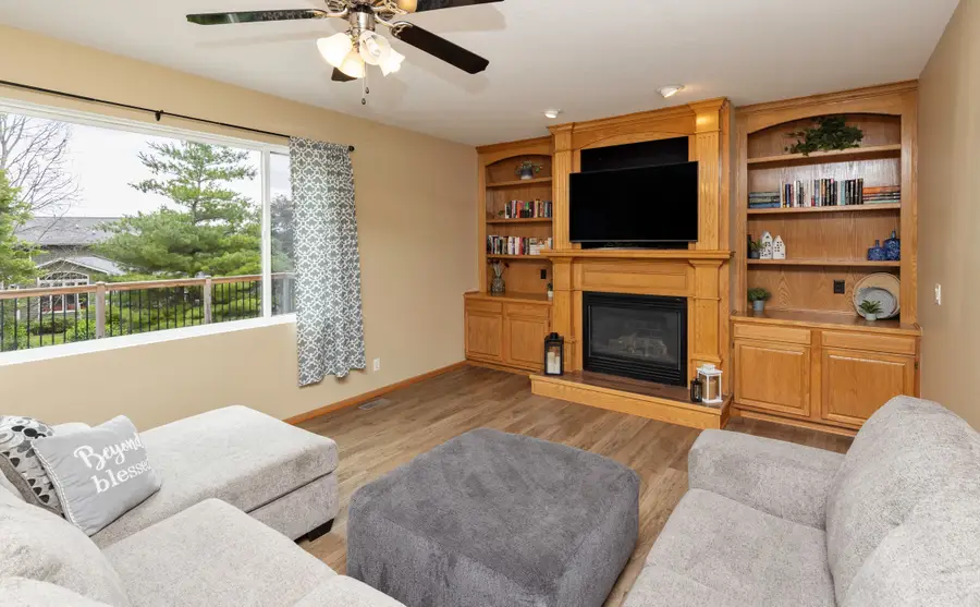 2723 145th Street, Urbandale, IA 50323 - #2