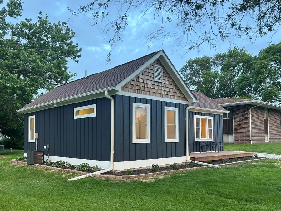 223 N Western Street, Stuart, IA 50250 - #2
