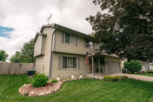 2210 Merle Huff Avenue, Norwalk, IA 50211