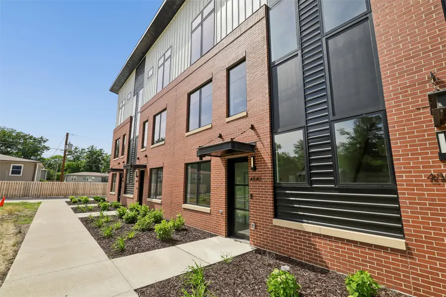 4840 Ingersoll Avenue, Des Moines, IA 50312 - #2